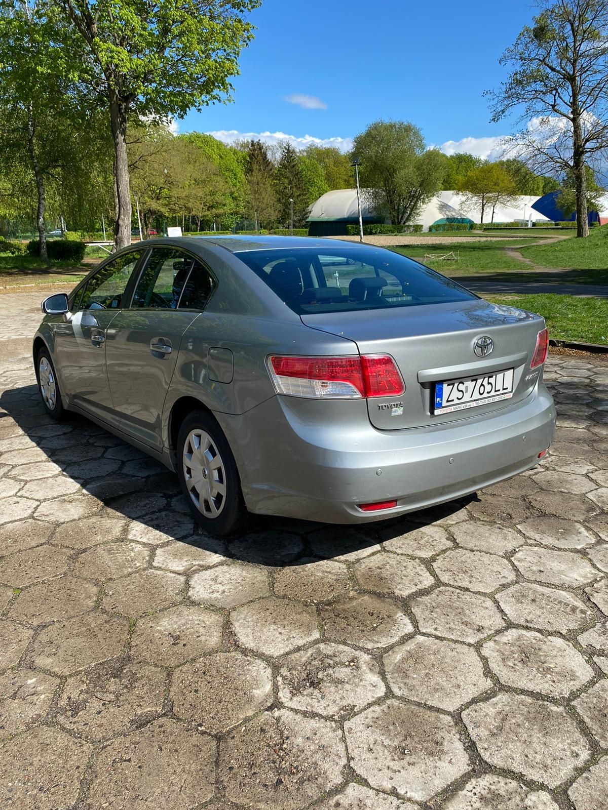 Toyota Avensis benzyna 1,8