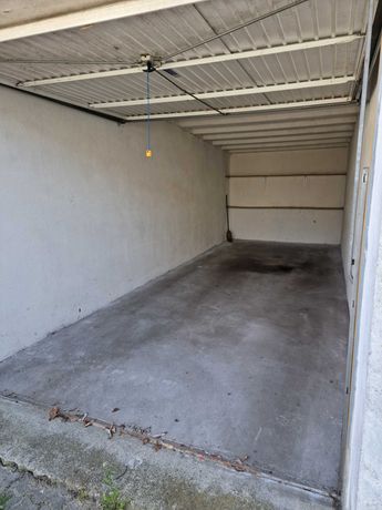 Garaż murowany 8x3m