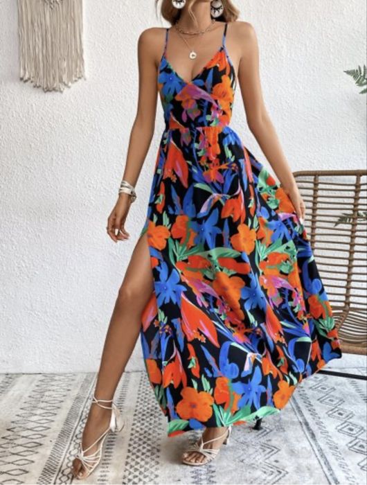 Sukienka maxi w kolorowy kwiatowy wzór