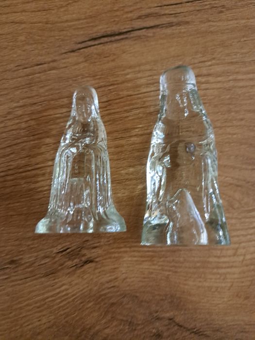 Figurki szklane do szopki świątecznej