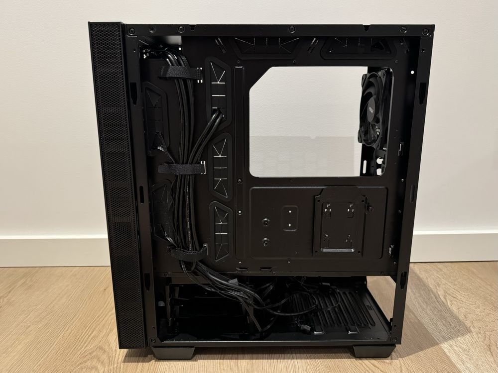 Caixa de computador - MSI SEKIRA 100P Vidro Temperado