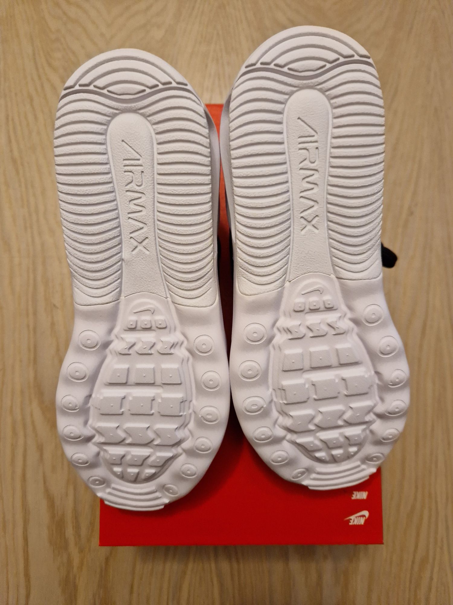 Damskie buty Nike Air Max Bolt