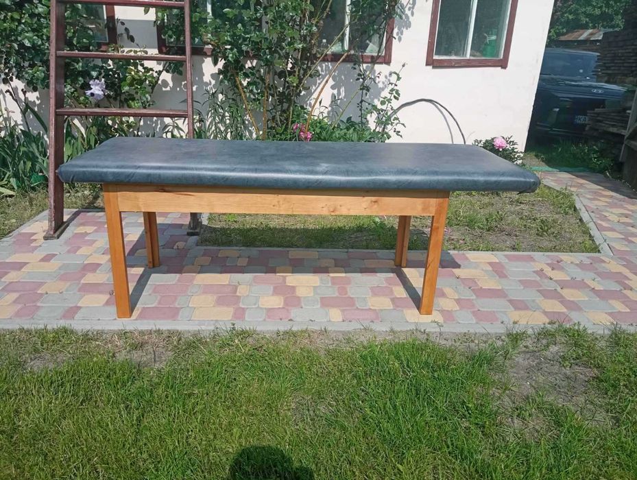 Продам кушетку для масажу чи косметології