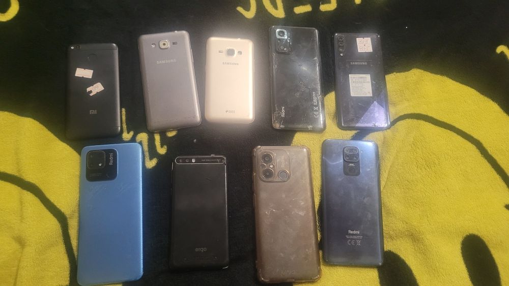 Продам лот телефонів