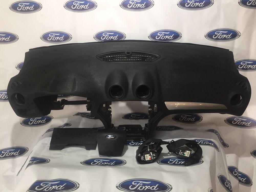 Торпеда,консоль,Форд Мондео 4 Ford Mondeo 4