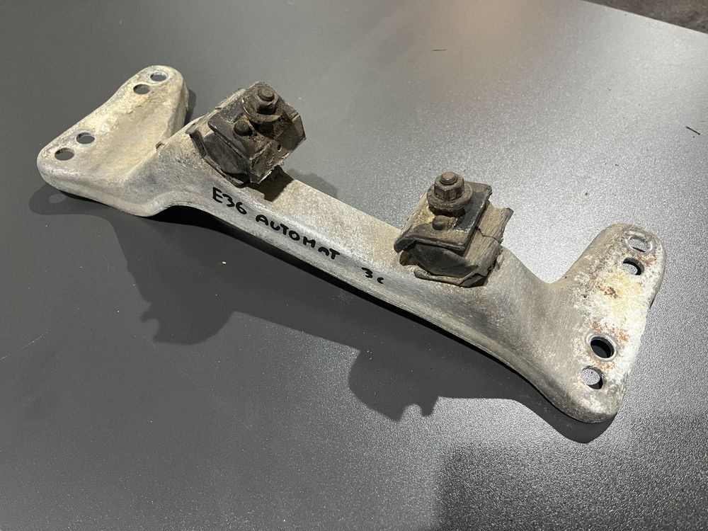 Łapa skrzyni biegów BMW E36 automat podpora 316i 318i 320i 323i 325i
