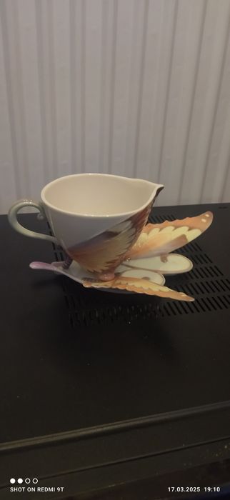 Porcelanowe filiżanki firmy Franz