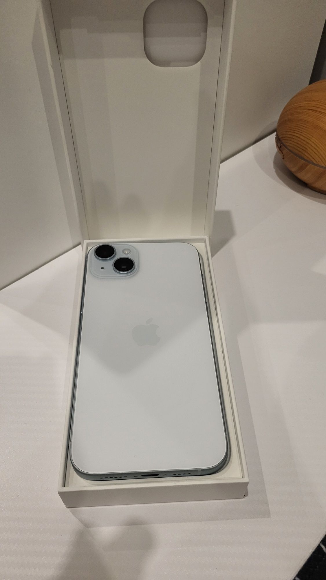 IPhone 15 plus jak nowy
