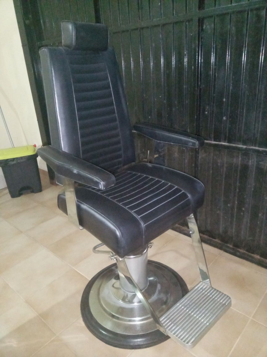 Cadeira de barbeiro e estética