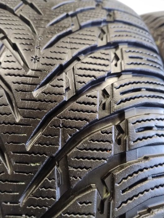 Nokian TYRES VR Suv 4, 245/50/19 Komplet Zima 21r.