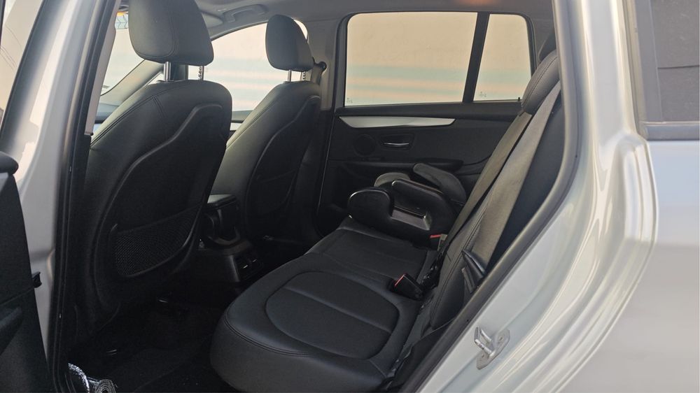 BMW 216 Grand Tourer