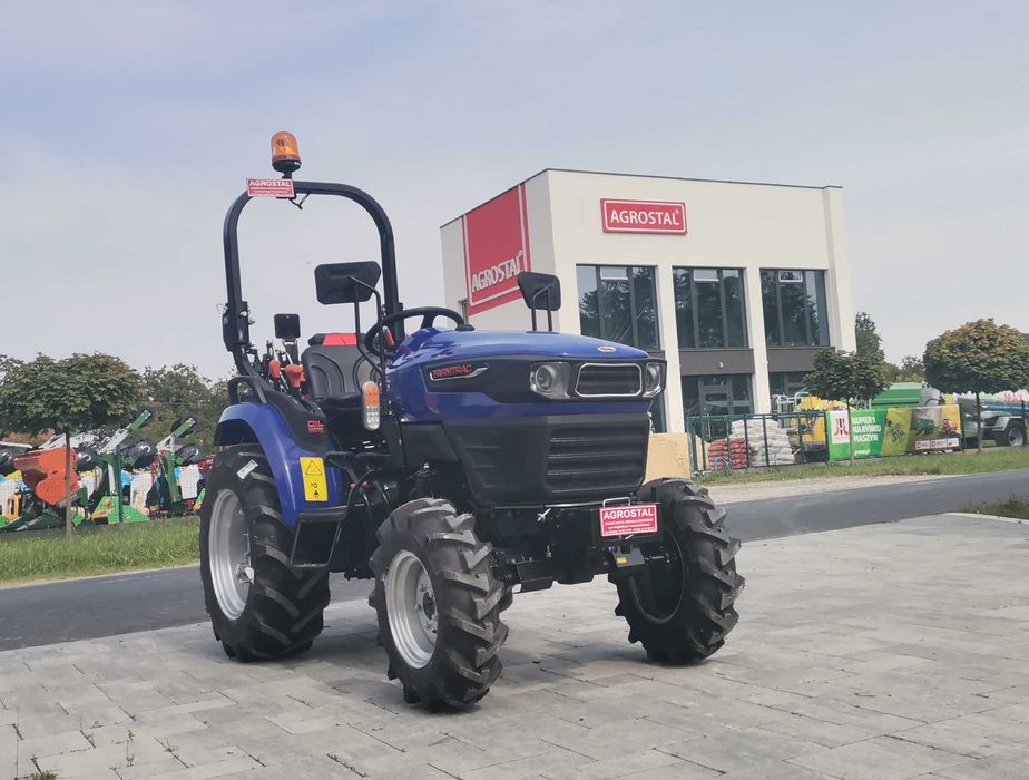 Traktorek sadowniczy komunalny 26 4WD (25 KM) Farmtrac 