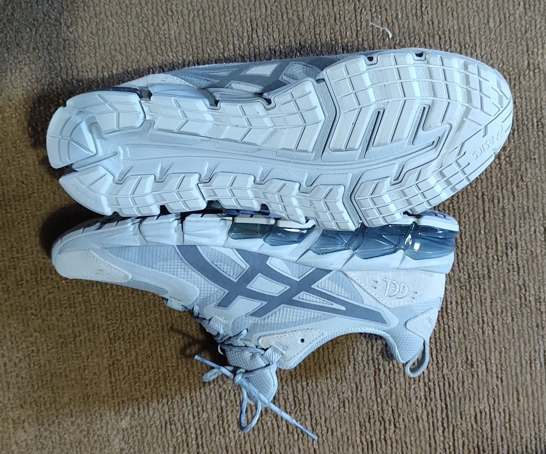 Asics Quantum 180