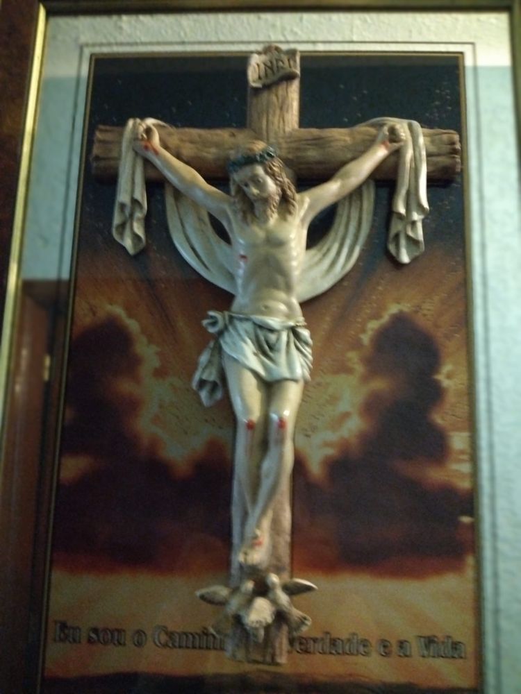 Quadro com Espelho e Cristo em Marfinite