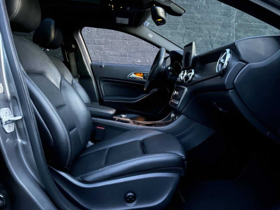 Mercedes-Benz GLA 250 4MATIC      2018