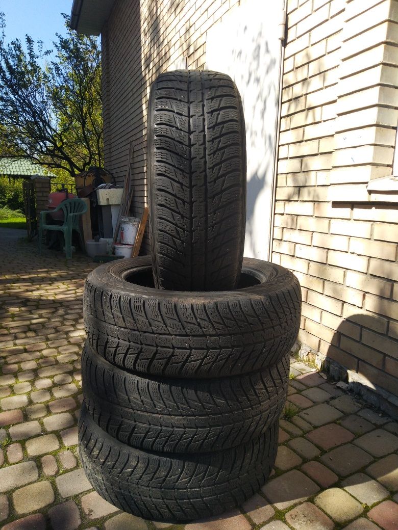 nokian wr suv 3. 215 60 17 зима