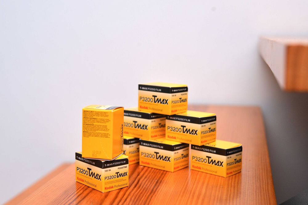 Kodak 3200 T-Max, 8 rolls, 35mm film