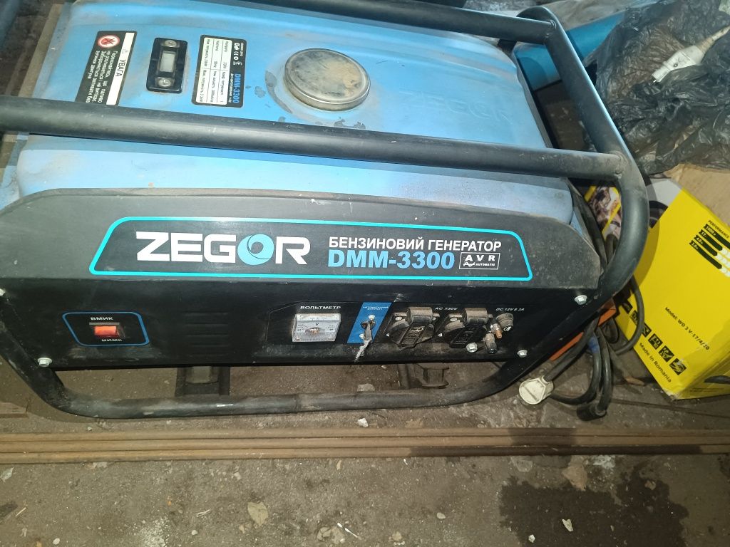 Продам Генератор