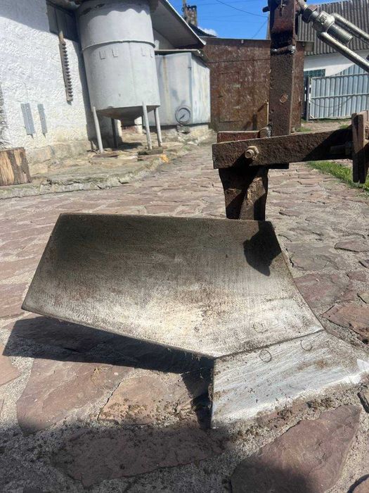 Мотоблок МТЗ 05 | Причіп, саджалка, плуг, косарка, викопувач