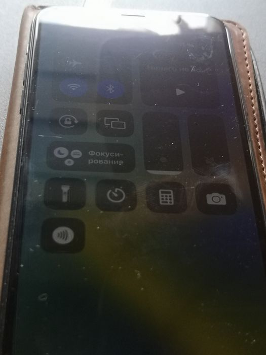 Продам экран для iPhone X 9.5/10 оригинал, корпус оригинал 10/10 камер