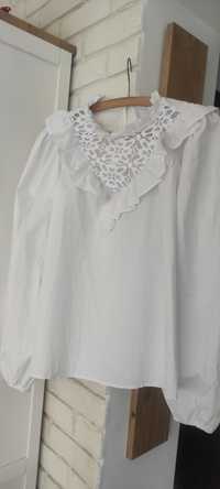 Śliczna biała bluzka koszulowa Reserved