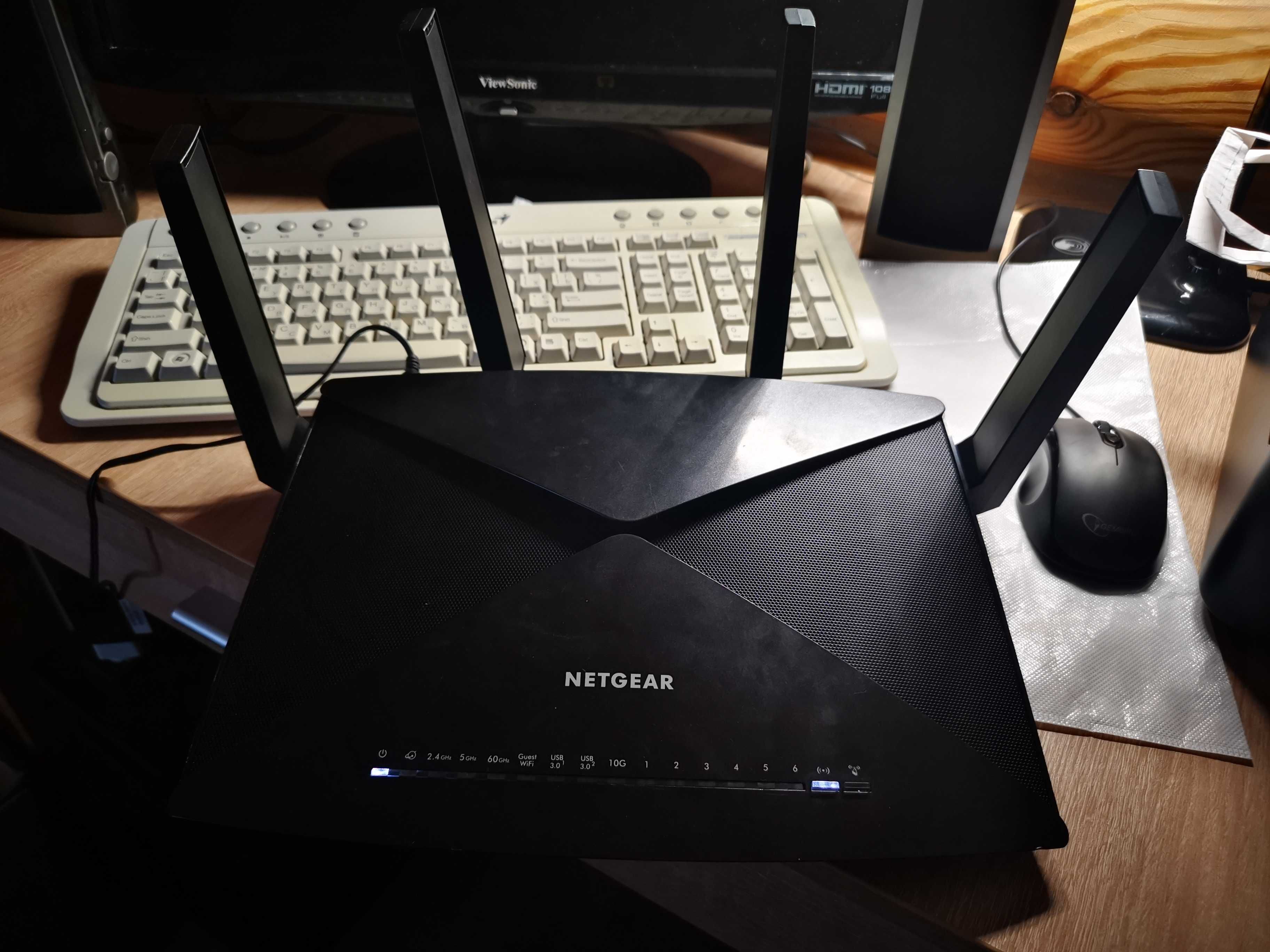 Роутер NETGEAR R9000