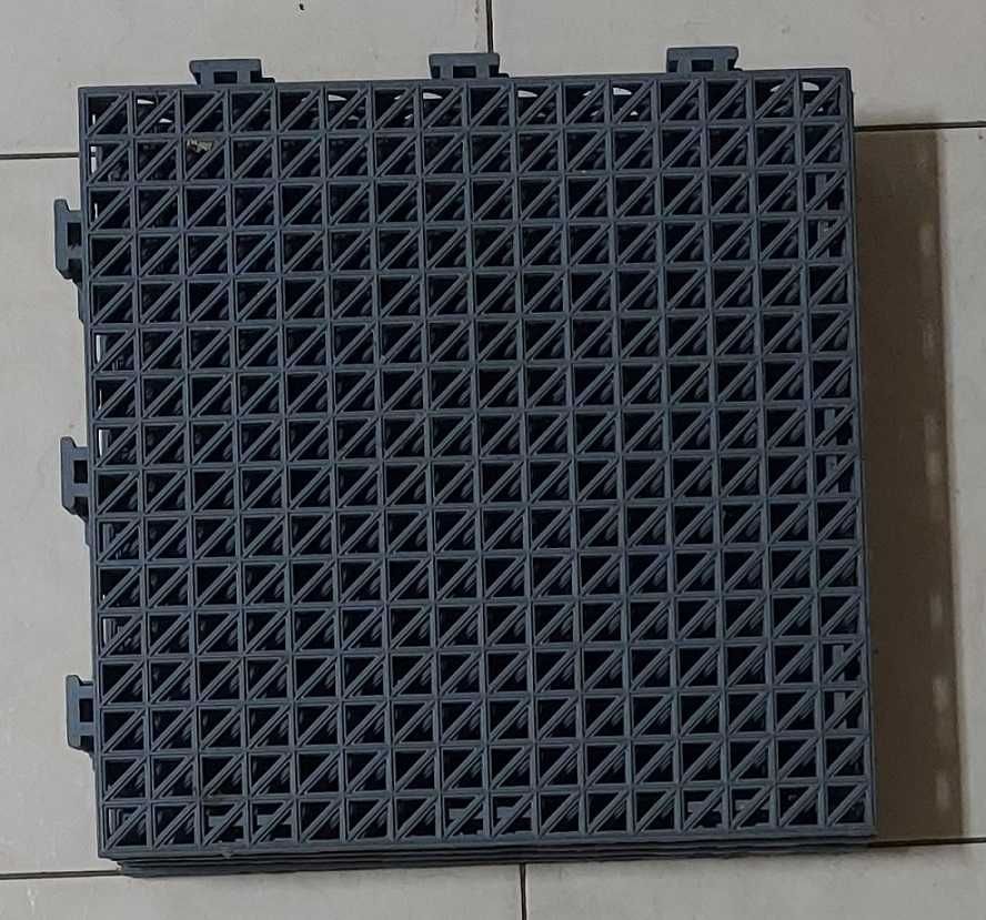 Tapetes 4 Estrados Plástico Pvc Multiusos cor cinzento escuro