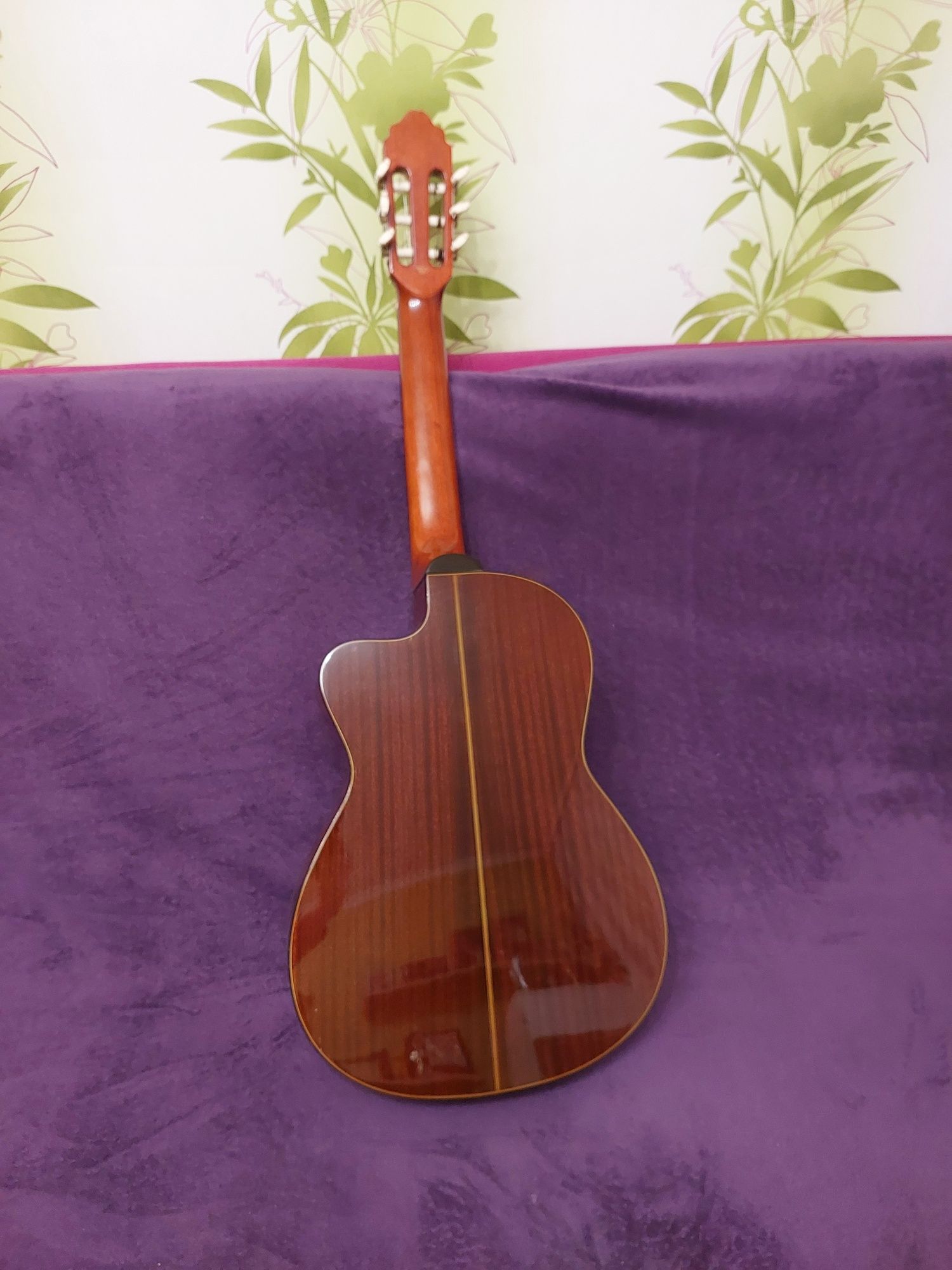 Клас гитара Valencia CG 190 CE со звукоснимателем