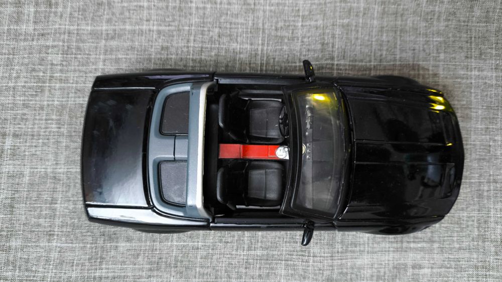 Машинка Ford Mustang GT 1/24 Motormax