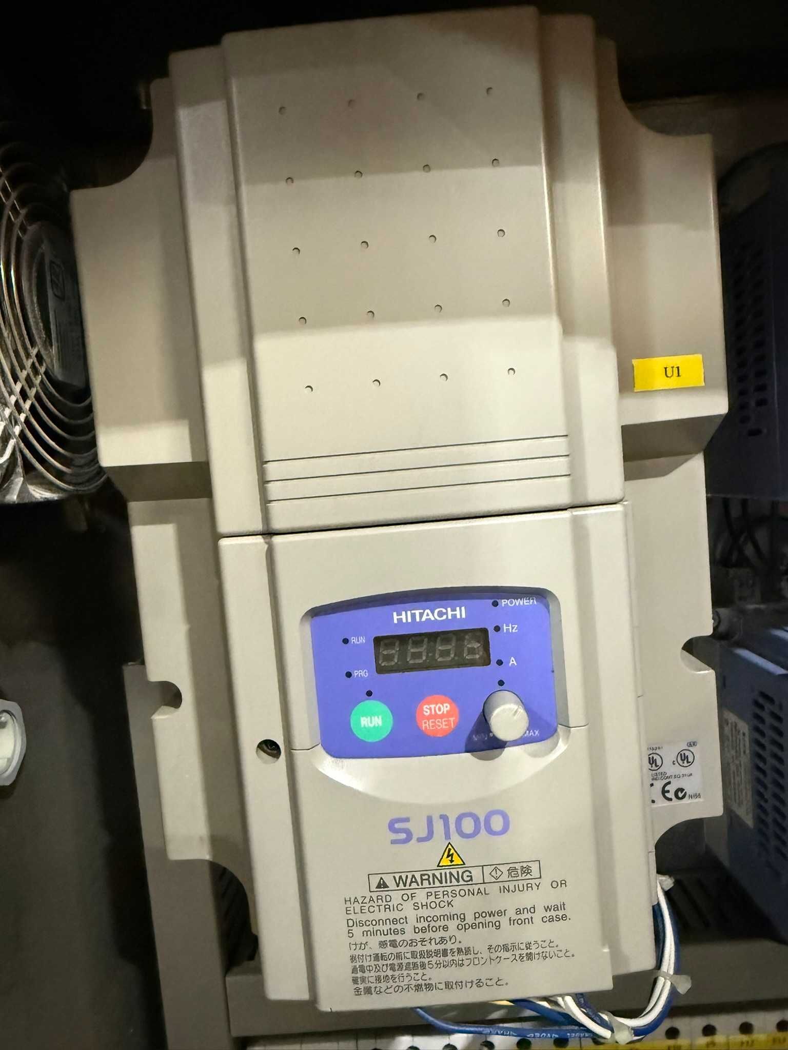 HITACHI Частотник,  перетворювач частот 0.4-2.2-7.5-11.0-15.0 220/380V