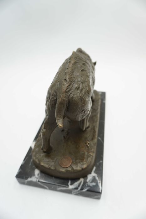 FIGURA z brązu dzik prezent dla myśliwego