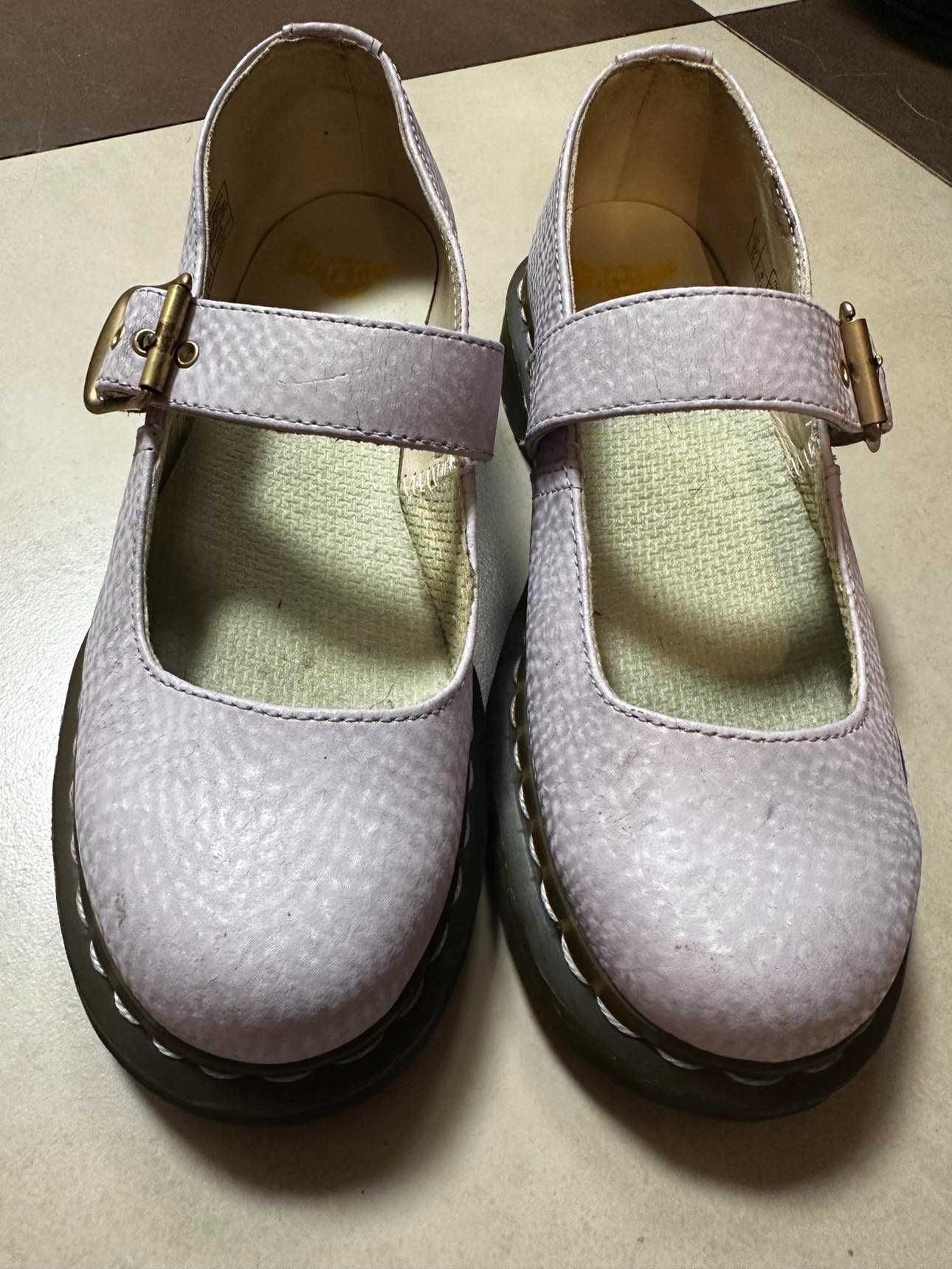 Dr. Martens. półbuty damskie