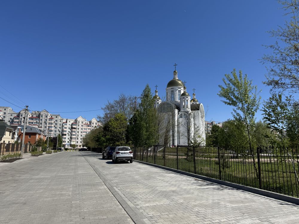 Продам будинок в центрі! Вулиця Руденка