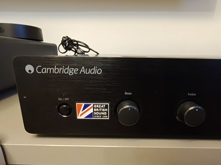 Wzmacniacz Cambridge Audio Topaz AM5