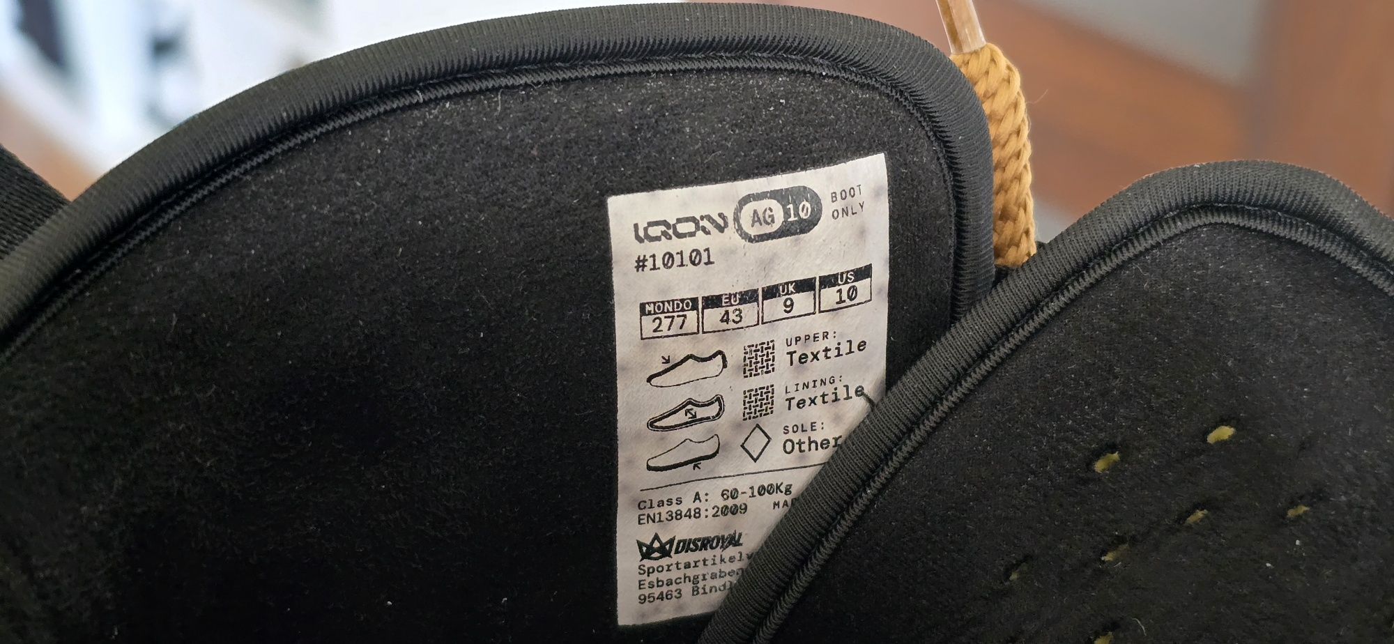 Rolki agresywne IQON AG10 carbon r. 43