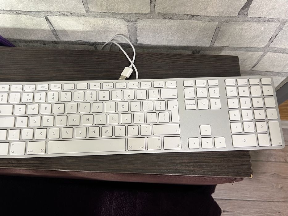 Клавіатура Apple A1243(дефект)