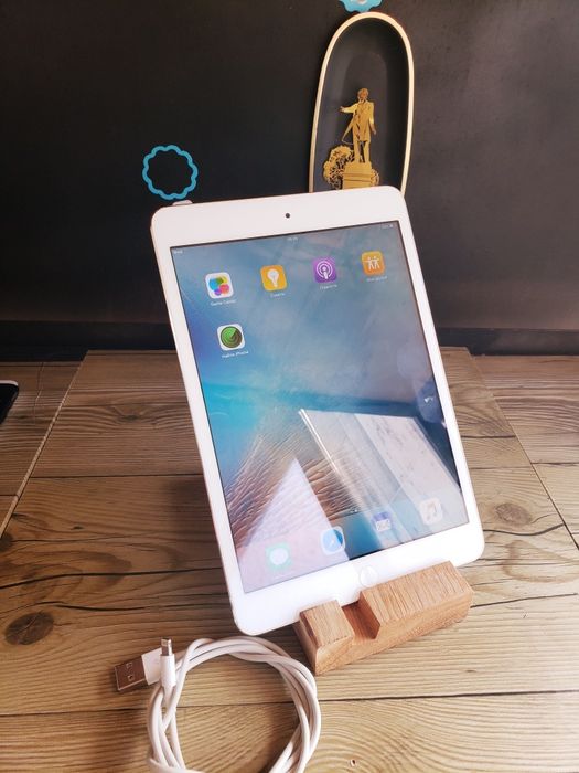 Продам ipad mini Планшет Apple