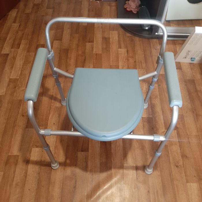 Стул туалет  для инвалидов