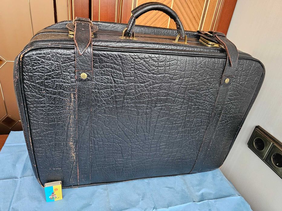 Дорожня сумка Чемодан будь-який за 200 грн всього шість штук