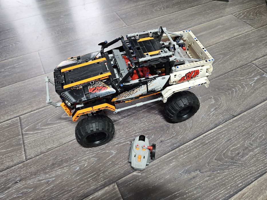 Lego 9398 technic 4х4 отличное состояние оригинал Лего техник джип