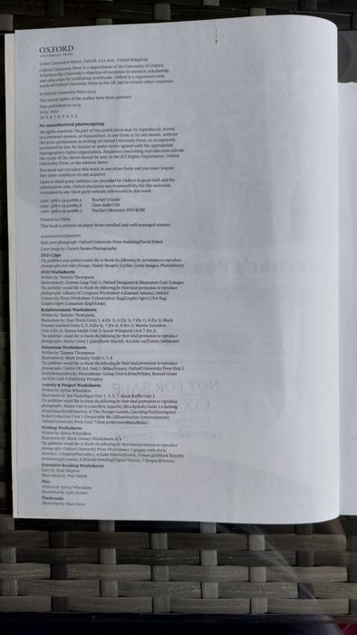 Steps Plus Teacher's Power Pack z płytą kl VI