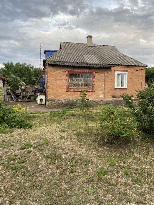 Будинок на скалі біля 7 школи