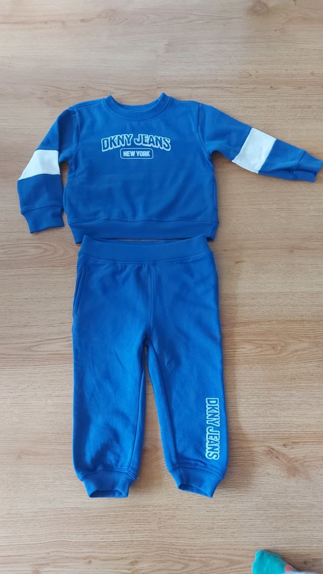 Dres chłopięcy  DKNY