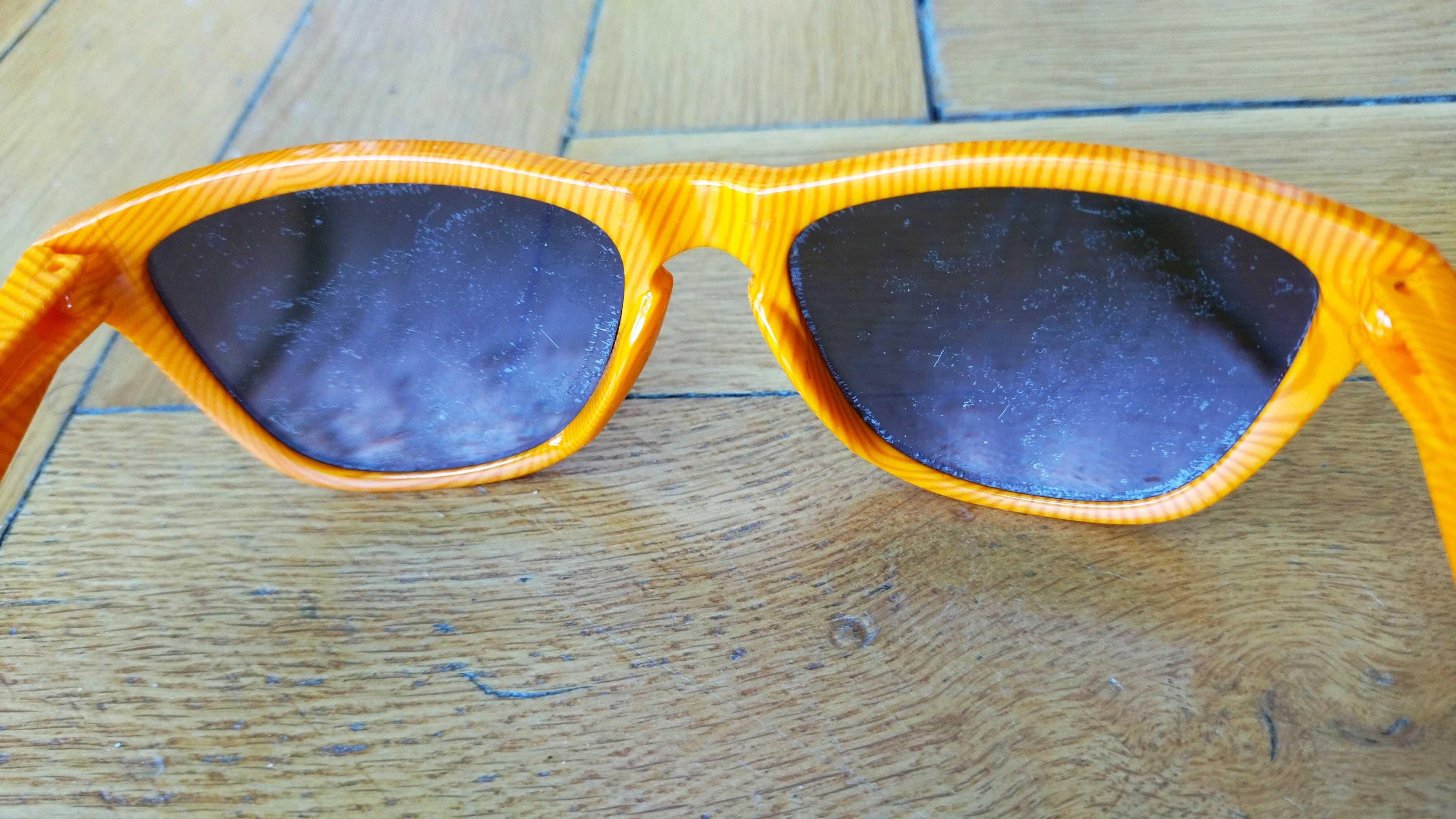 Okulary Oakley Frogskins, model Fingerprint Atomic Orange/Fire Iridium