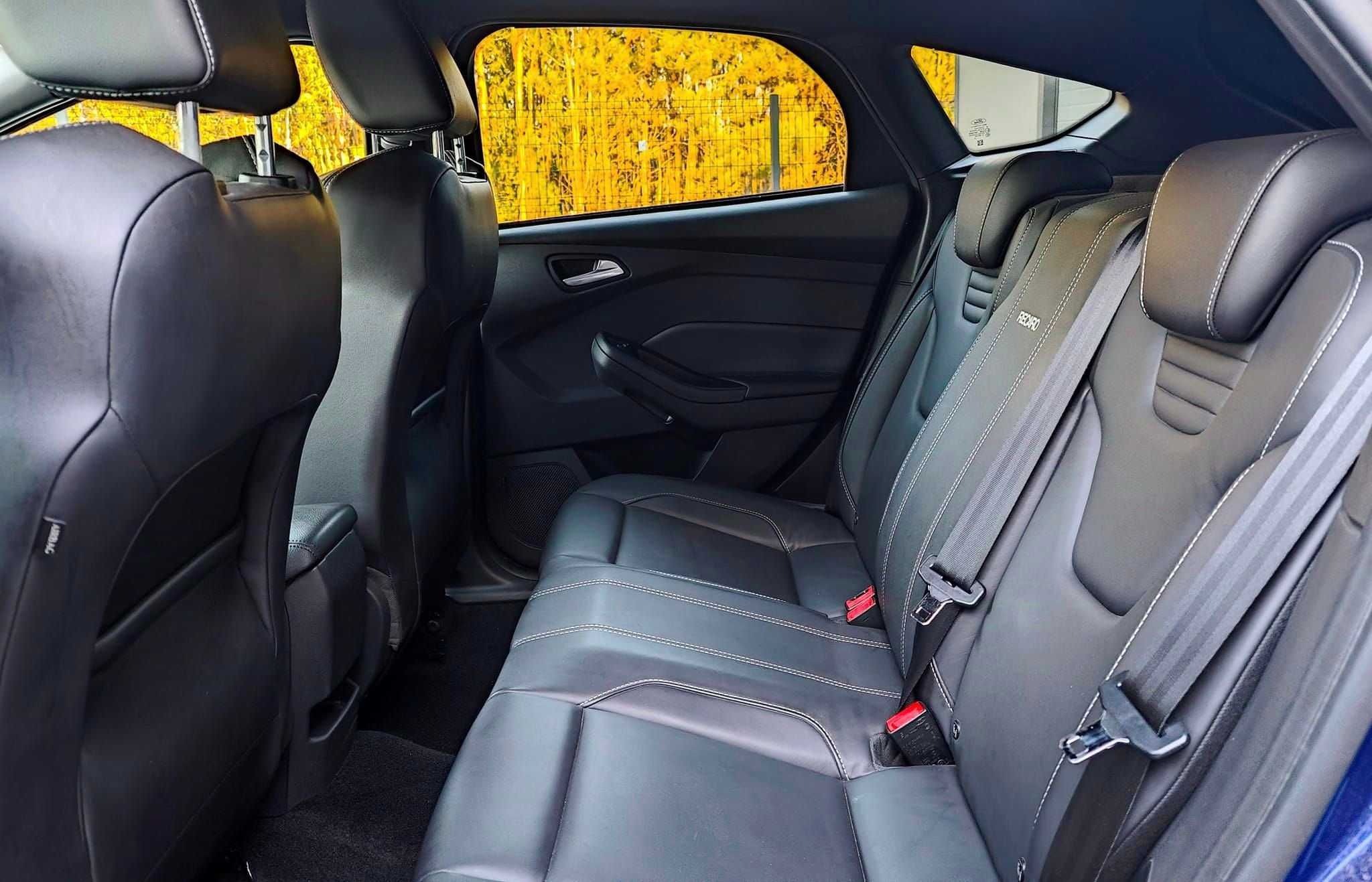 Ford Focus ST 250CV
