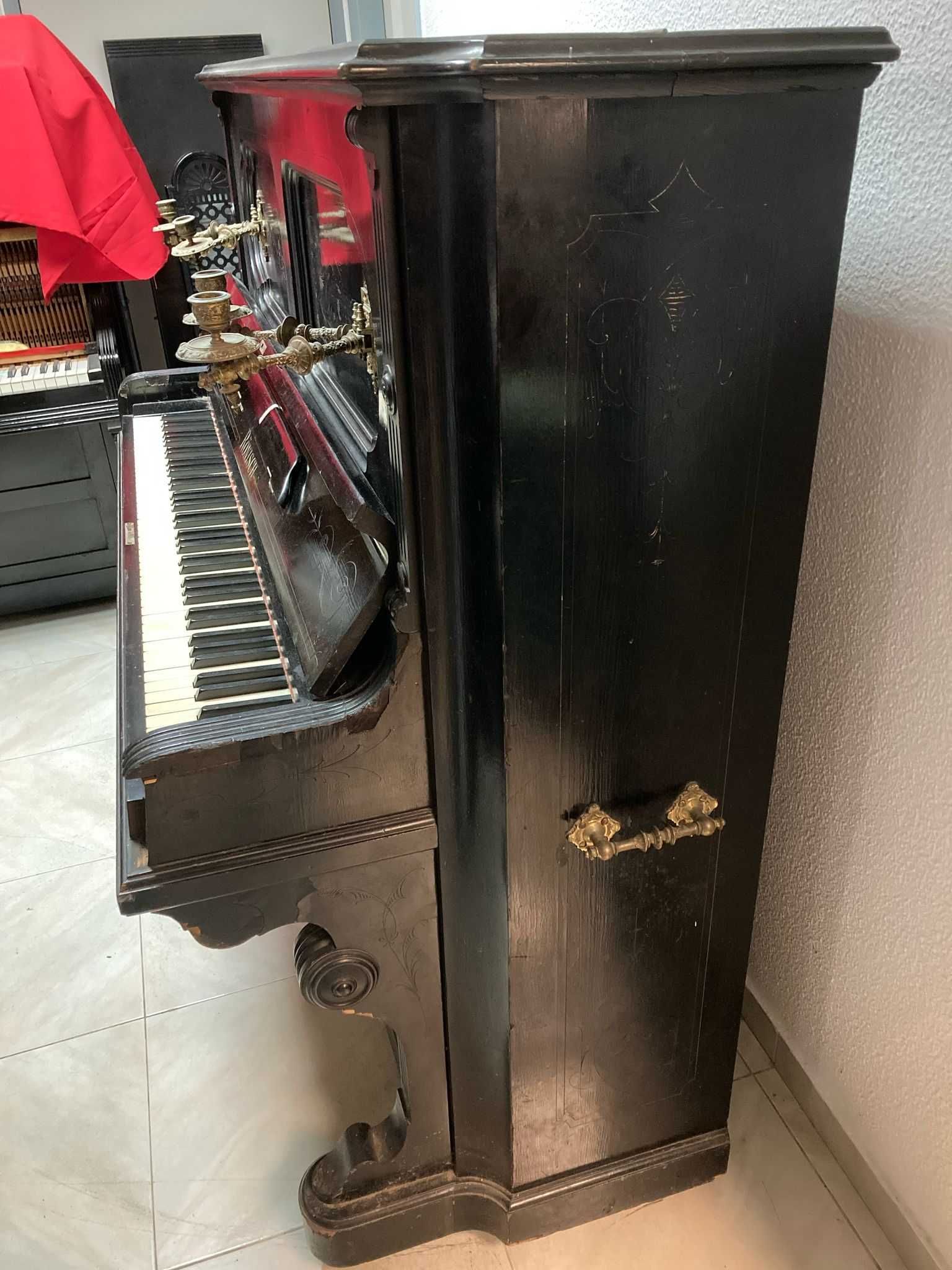 Pianos Preço Especial para Desocupar / Marshall / Ronisch / Bluthner