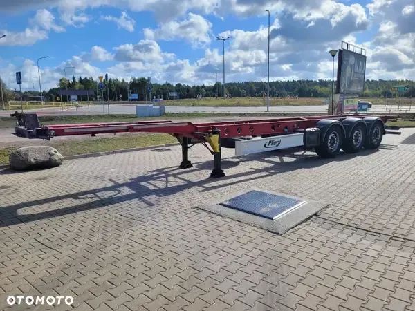 Fliegl SDS380  Fliegl SDS380 Fliegl SDS ultra lekka 3900kg 2xpodnoszona oś I właści.