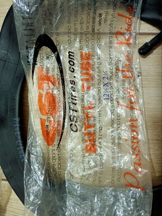 Камера для коляски Роан Маріта roan marita + 4 універсальні латки