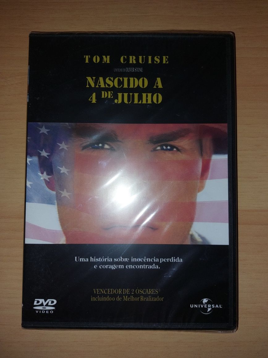 DVD NOVO e SELADO - " Nascido a 4 de Julho "