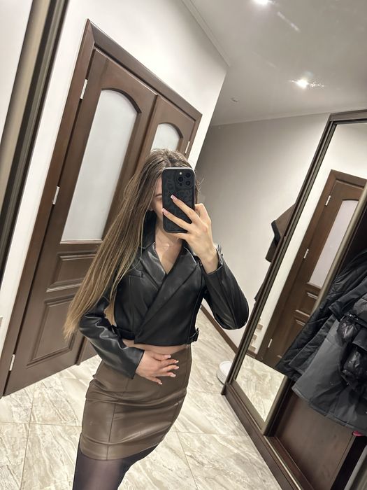 Укорочений шкіряний піджак